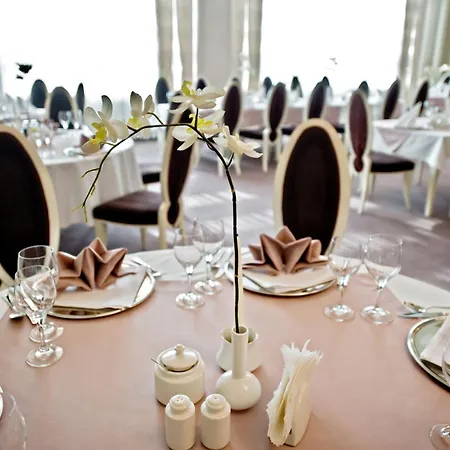 Prezydencki 4-star Hotel