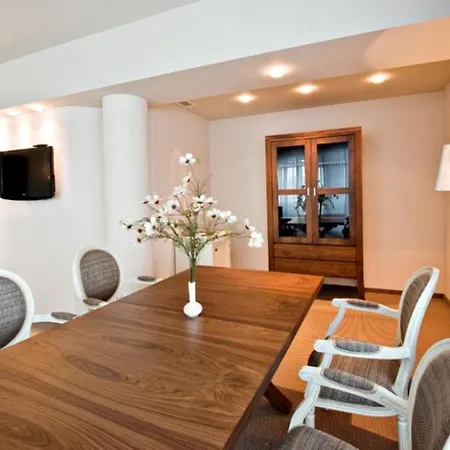 Hotel Prezydencki 4-star