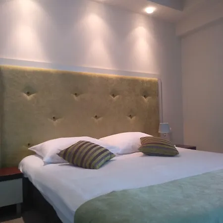 Prezydencki 4-star Hotel 4*