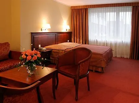 Prezydencki 4-star 4*