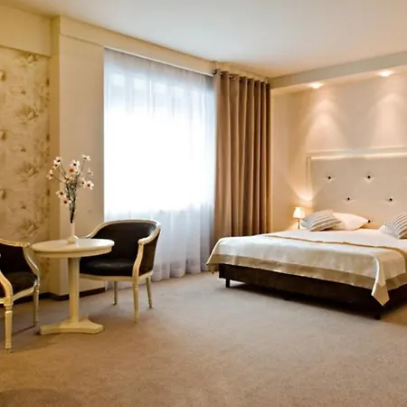 Prezydencki 4-star Hotel